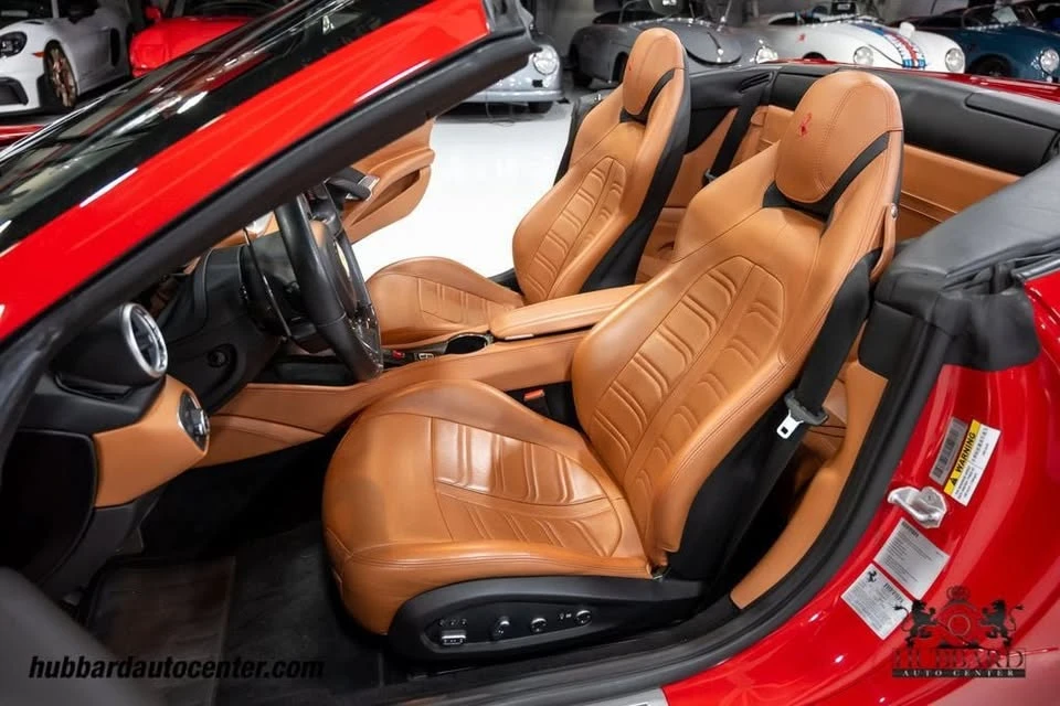 2016 Ferrari California T - Image 17 of 19