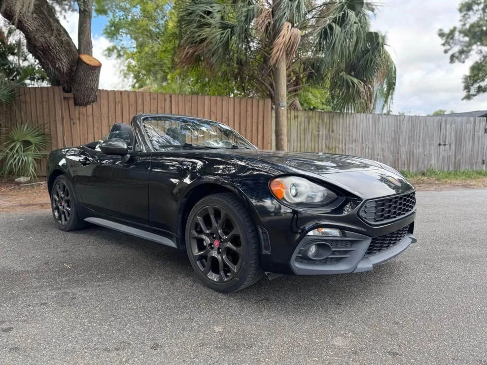 2016 Fiat 124 Spider - Image 14 of 16