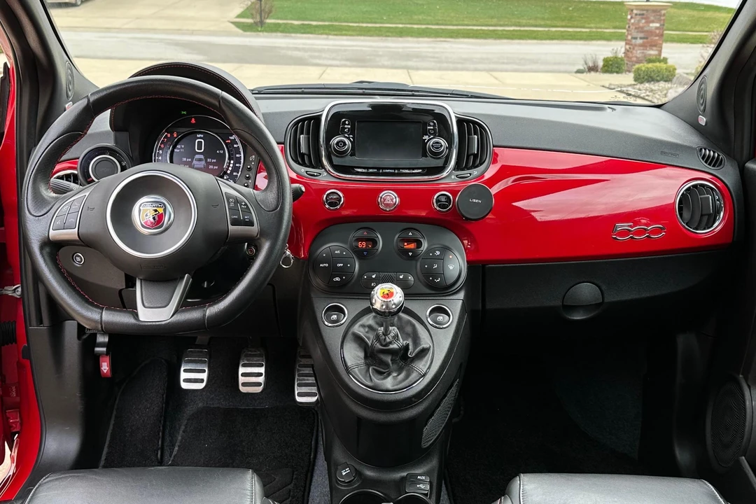 2016 Fiat Abarth 500 - Image 23 of 31