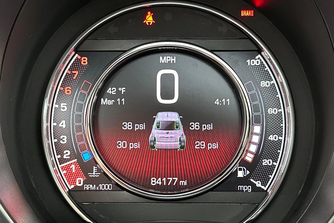 2016 Fiat Abarth 500 - Image 26 of 31