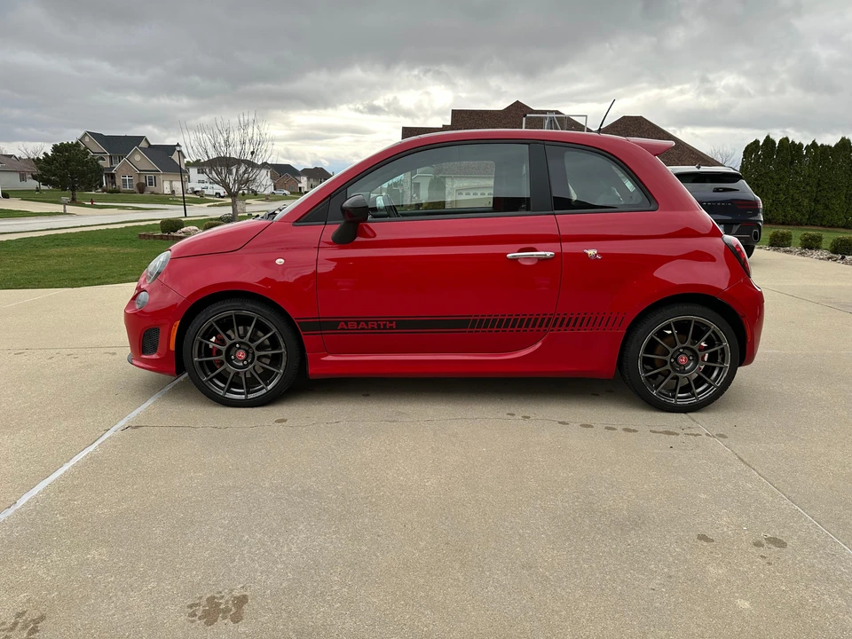 2016 Fiat Abarth 500 - Image 7 of 31
