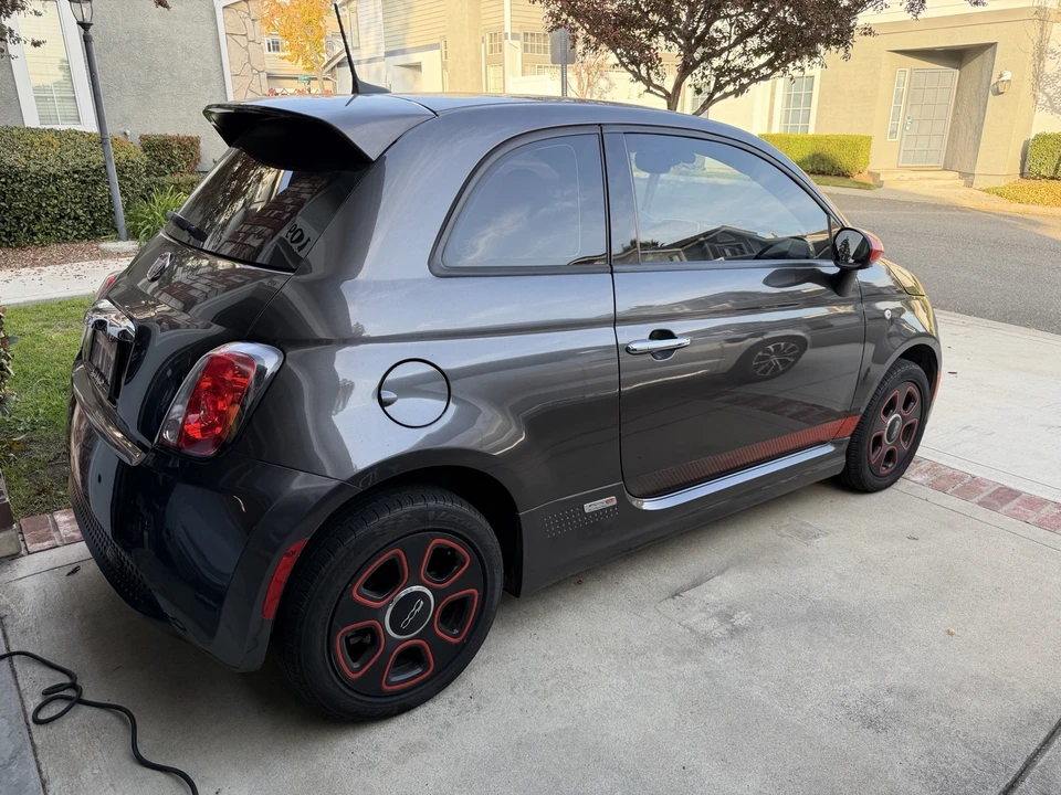 2016 Fiat 500e - Image 6 of 19
