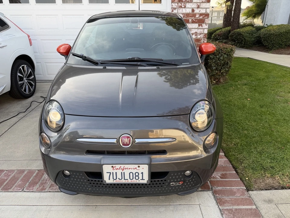 2016 Fiat 500e - Image 2 of 19