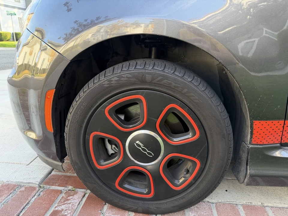 2016 Fiat 500e - Image 7 of 19