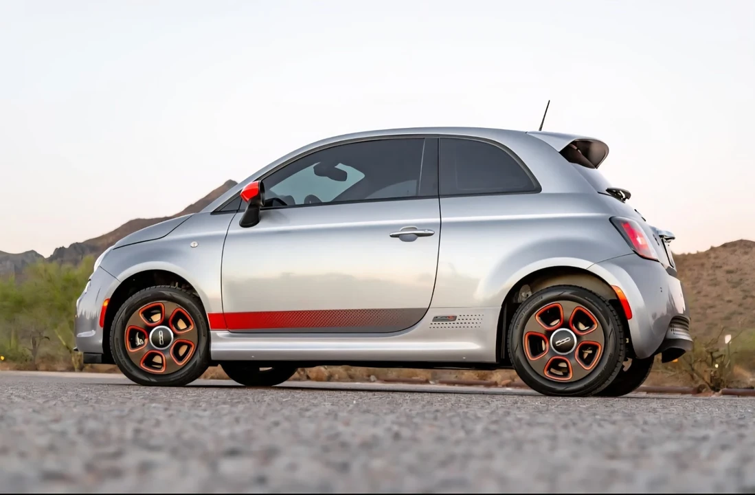 2016 Fiat 500e - Image 3 of 7