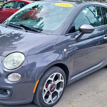 2016 Fiat 500 Easy Hatchback 2D
