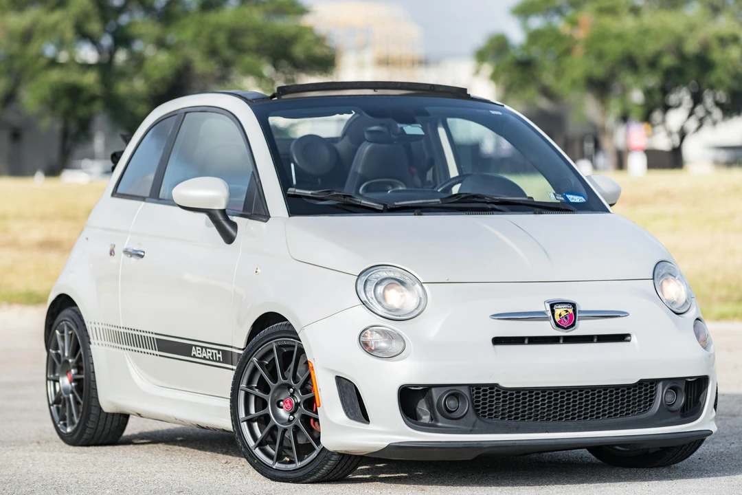 2016 Fiat Abarth 500 - Image 11 of 31