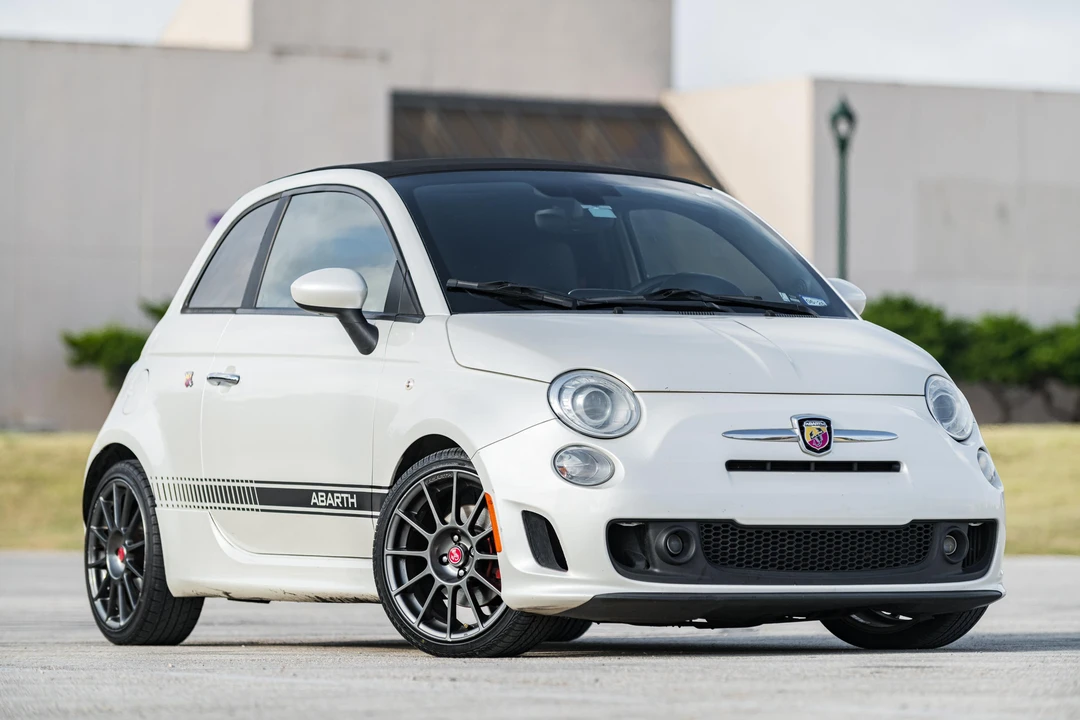 2016 Fiat Abarth 500 - Image 16 of 31