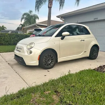2016 Fiat 500E Hatchback 2D