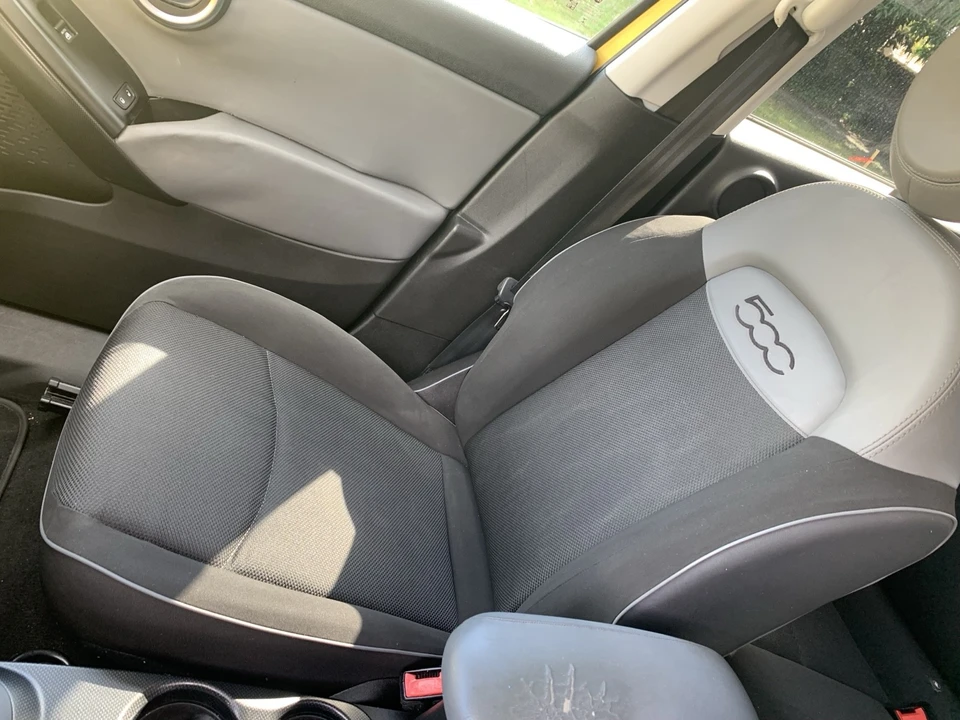 2016 Fiat 500 - Image 10 of 17