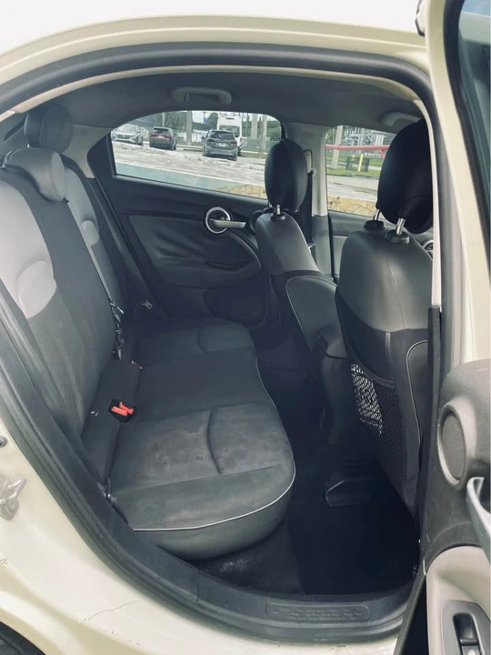 2016 Fiat - Image 10 of 12