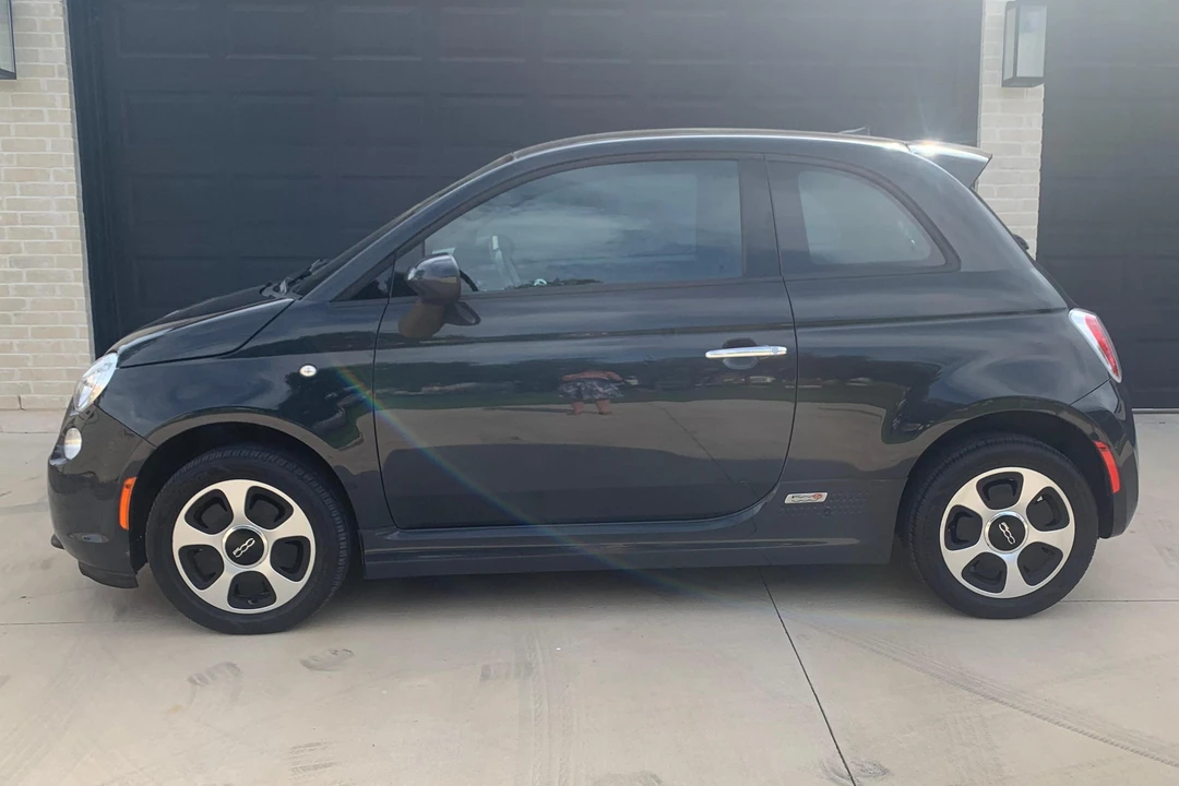 2016 Fiat 500e - Image 3 of 25