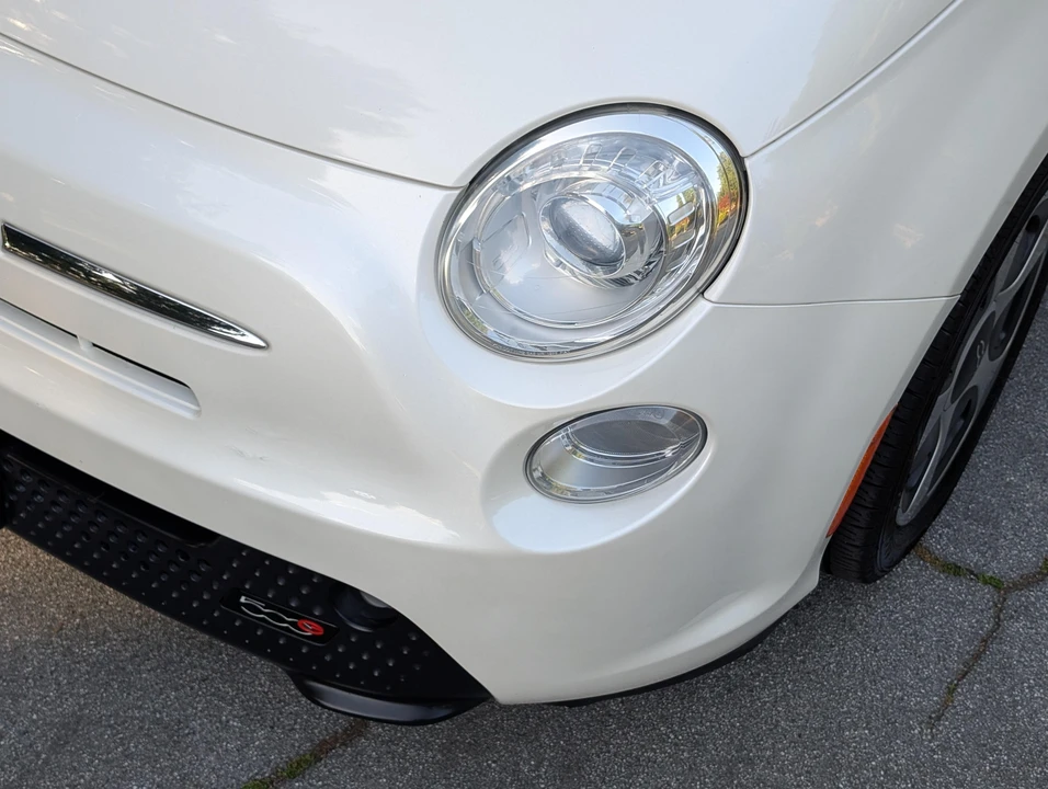 2016 Fiat 500e - Image 29 of 31