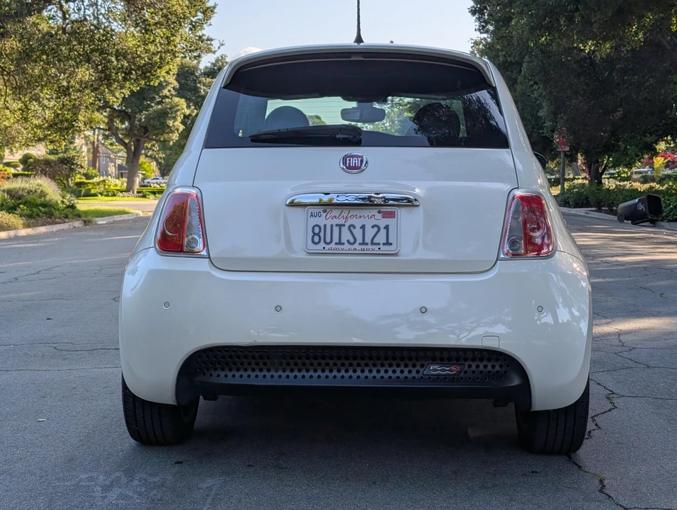 2016 Fiat 500e - Image 13 of 31