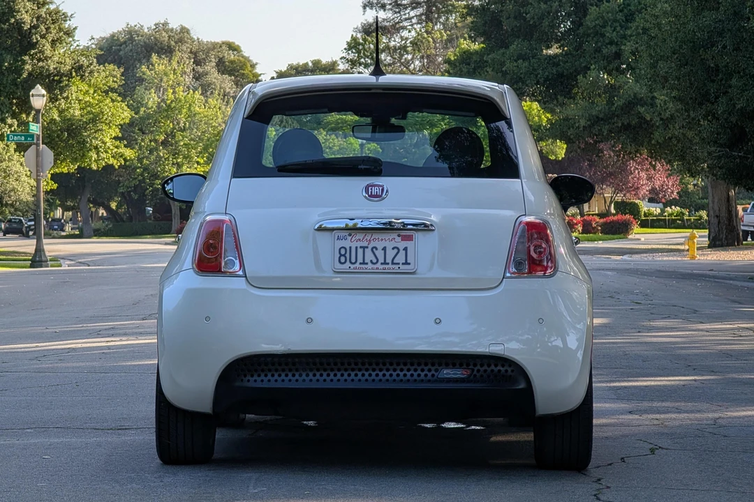 2016 Fiat 500e - Image 5 of 31