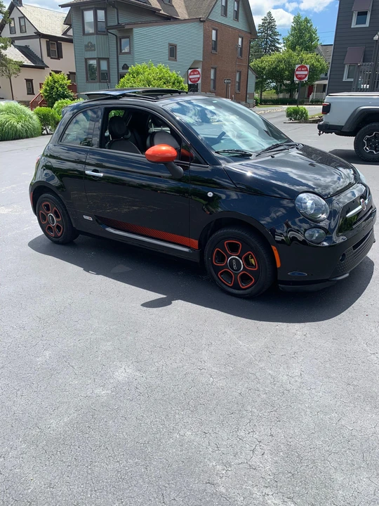 2016 Fiat 500e - Image 25 of 31
