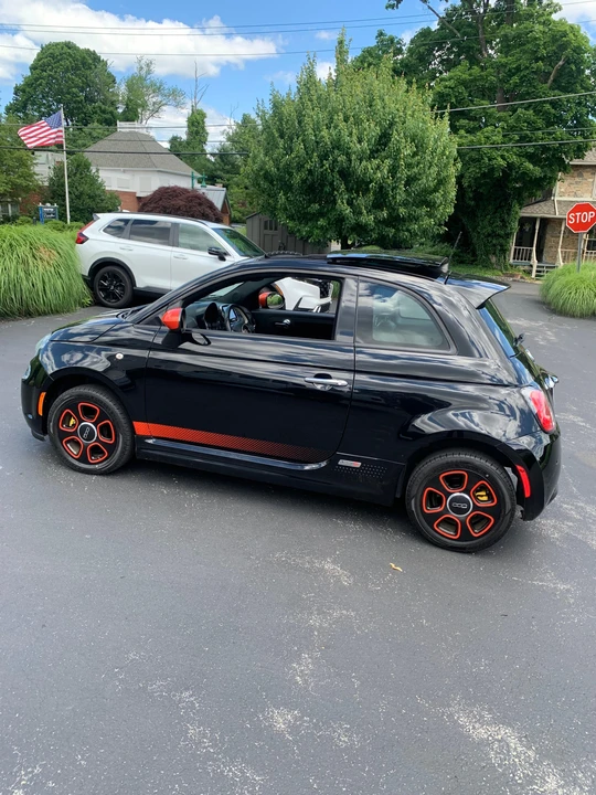 2016 Fiat 500e - Image 12 of 31