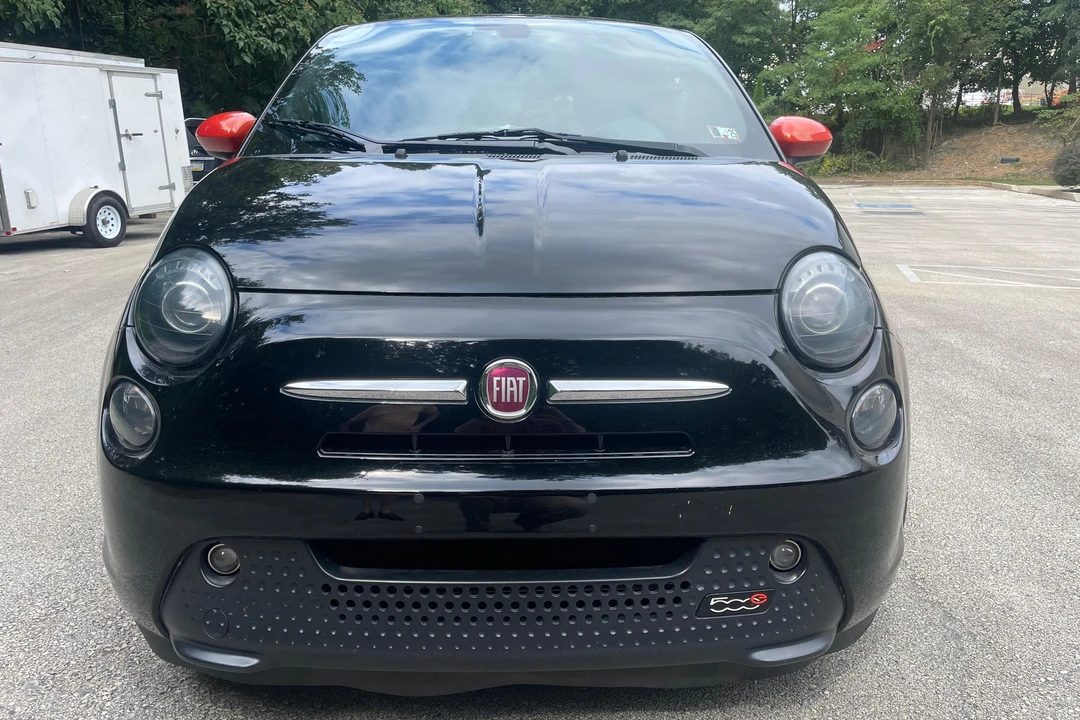 2016 Fiat 500e - Image 2 of 31