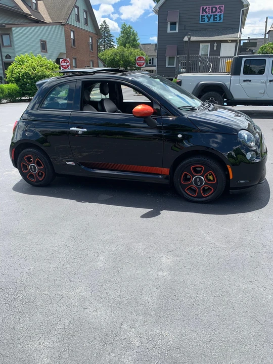 2016 Fiat 500e - Image 24 of 31
