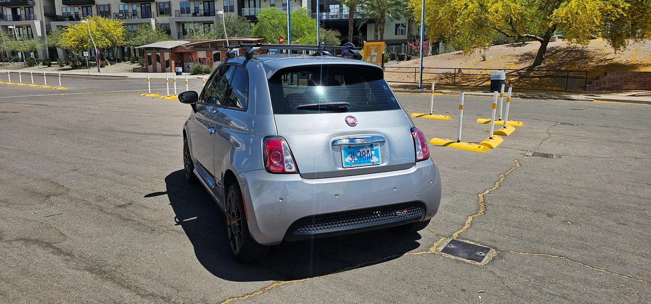 2016 Fiat 500e - Image 12 of 31