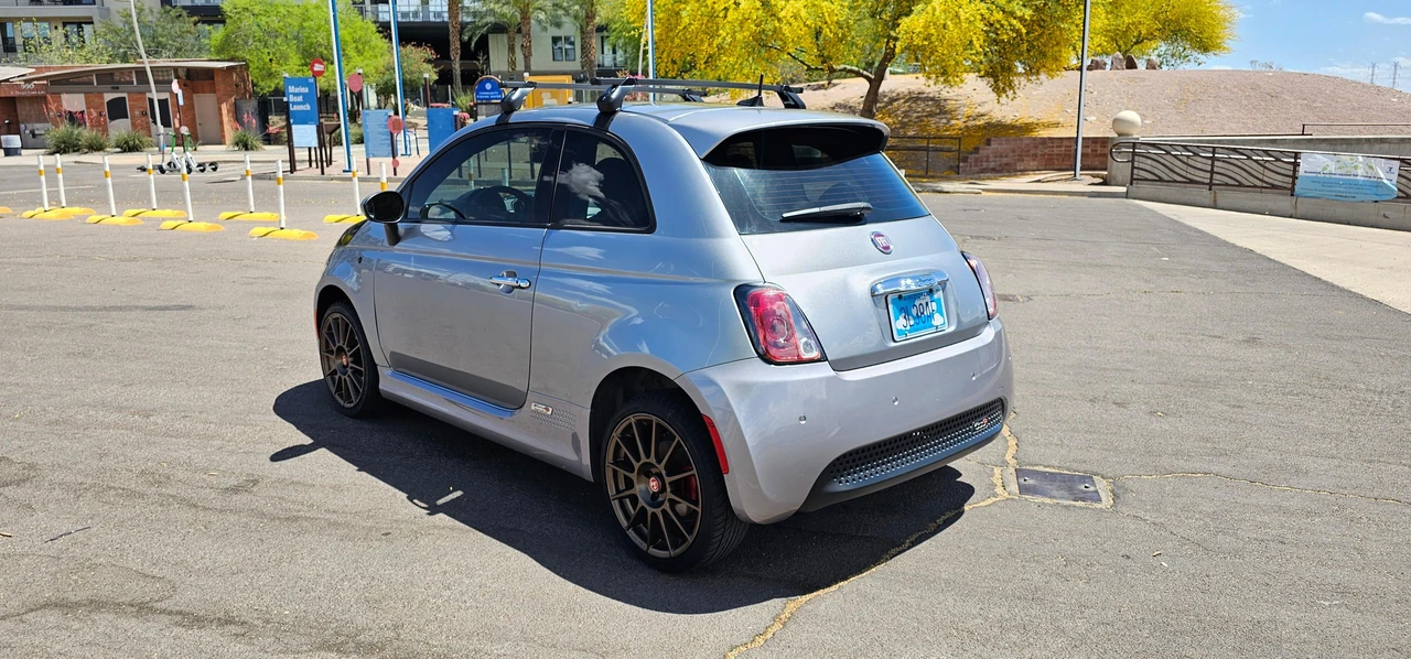 2016 Fiat 500e - Image 11 of 31
