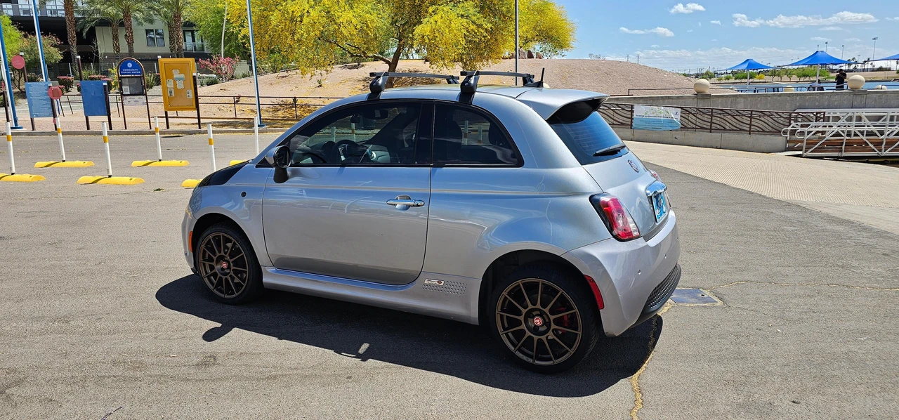 2016 Fiat 500e - Image 10 of 31