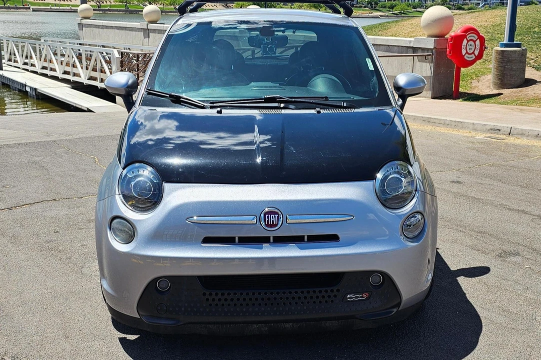 2016 Fiat 500e - Image 2 of 31
