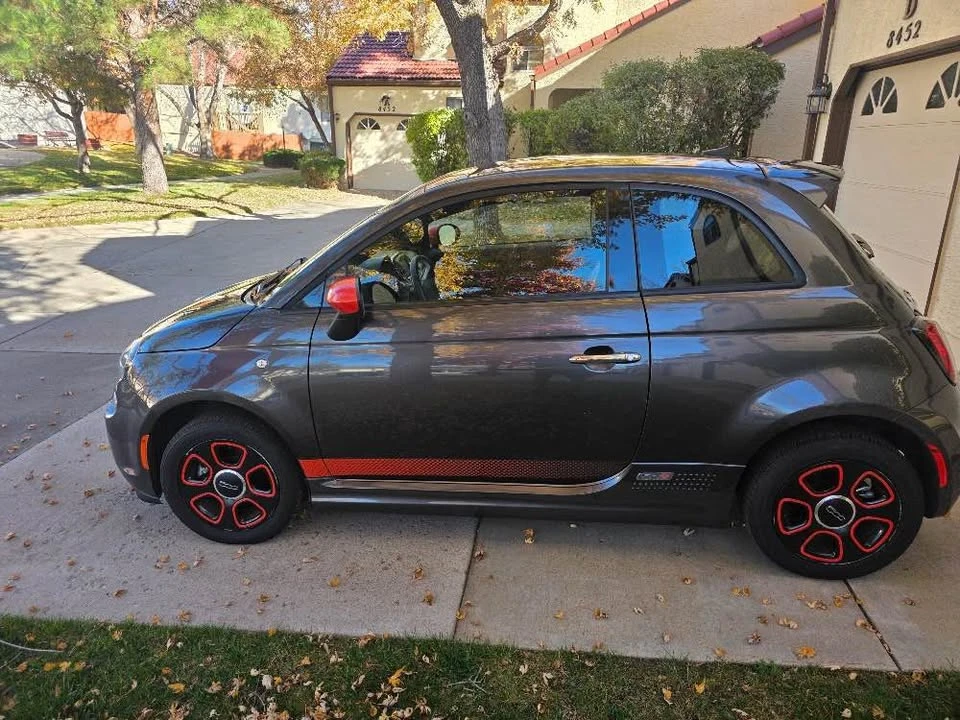 2016 Fiat 500e - Image 2 of 7