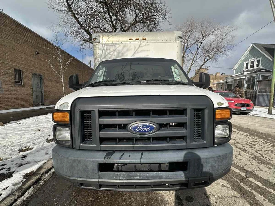 2016 Ford Econoline Van - Image 14 of 21