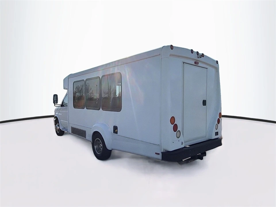 2016 Ford Econoline Van - Image 5 of 12