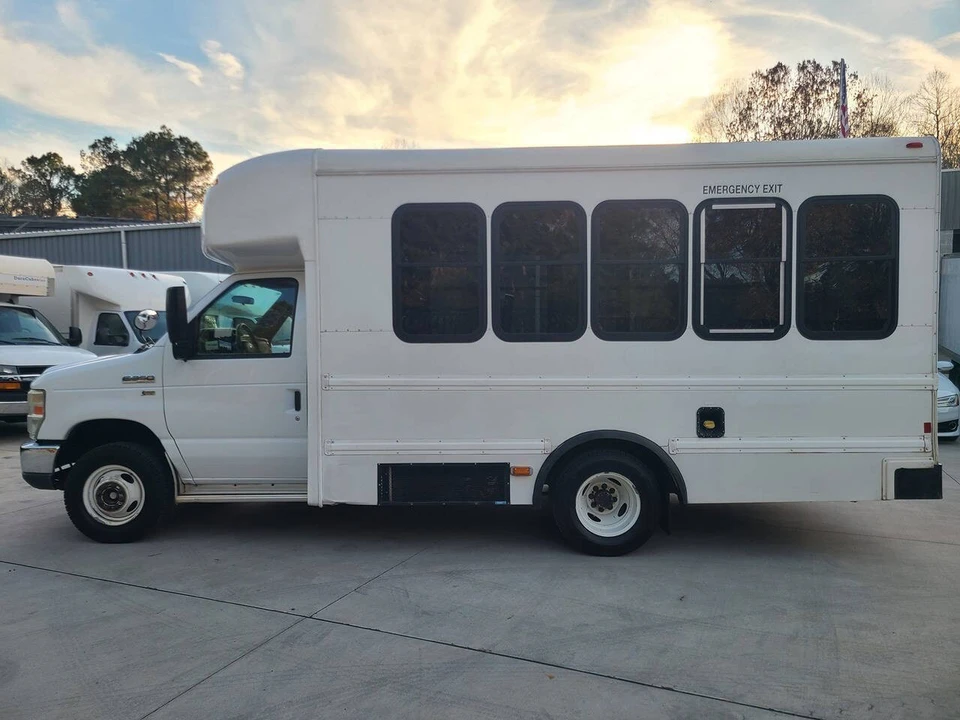 2016 Ford Econoline Van - Image 3 of 21