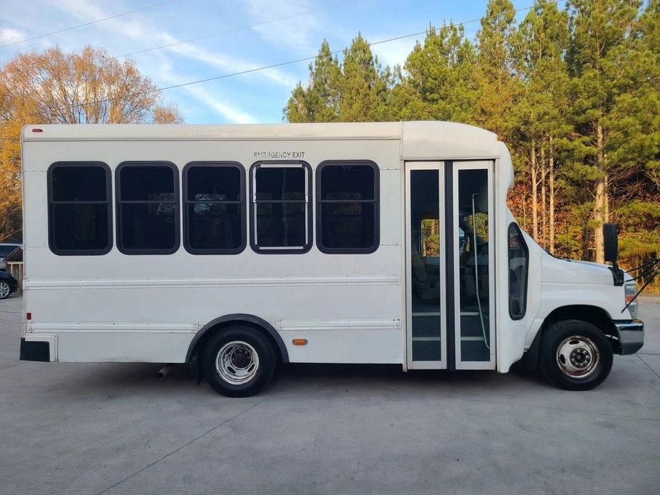 2016 Ford Econoline Van - Image 7 of 21