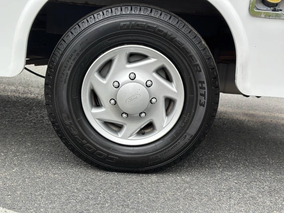 2016 Ford Econoline Van - Image 7 of 12