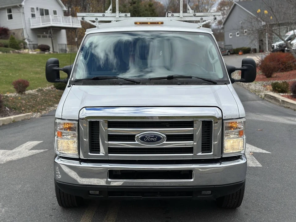 2016 Ford Econoline Van - Image 3 of 12