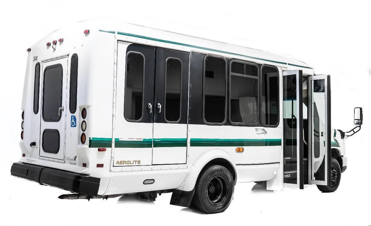 2016 Ford Econoline Van - Image 3 of 12