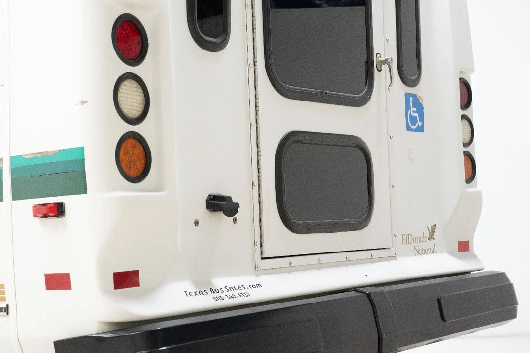 2016 Ford Econoline Van - Image 22 of 31