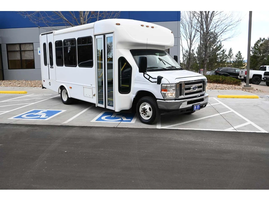 2016 Ford Econoline Van - Image 3 of 31