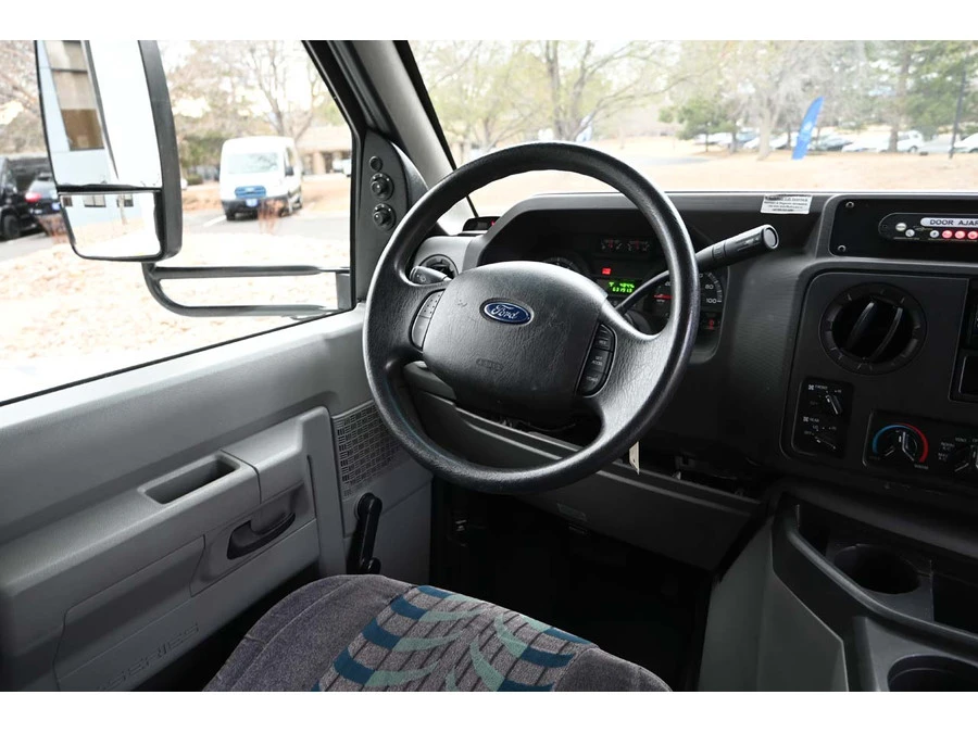 2016 Ford Econoline Van - Image 31 of 31