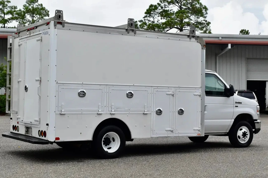 2016 Ford Econoline Van - Image 12 of 21