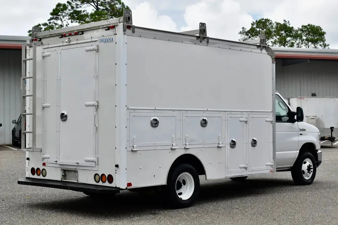 2016 Ford Econoline Van - Image 11 of 21