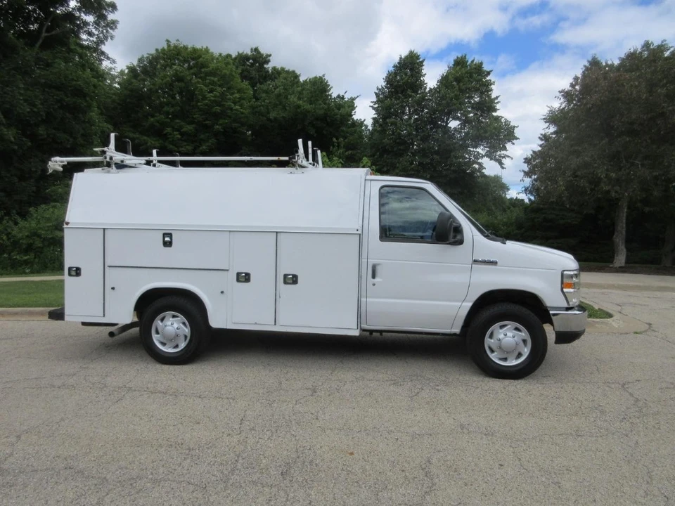 2016 Ford Econoline Van - Image 6 of 31