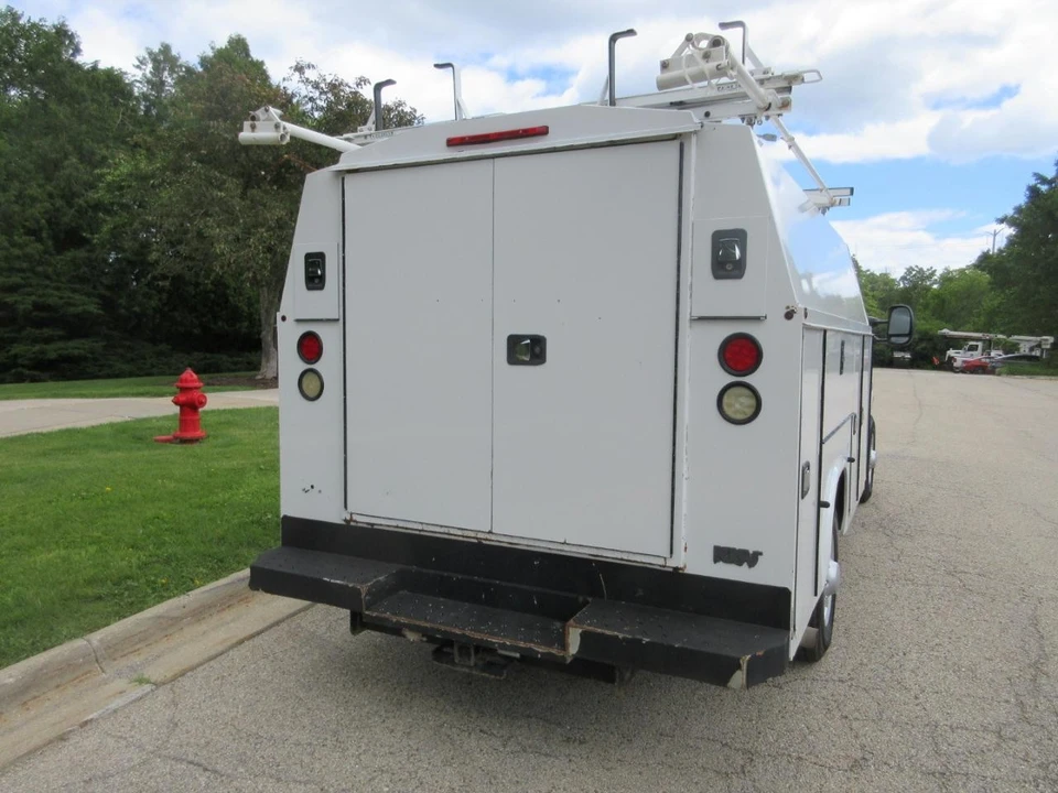 2016 Ford Econoline Van - Image 12 of 31