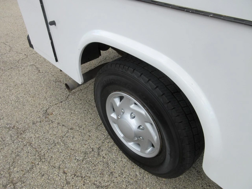 2016 Ford Econoline Van - Image 20 of 31