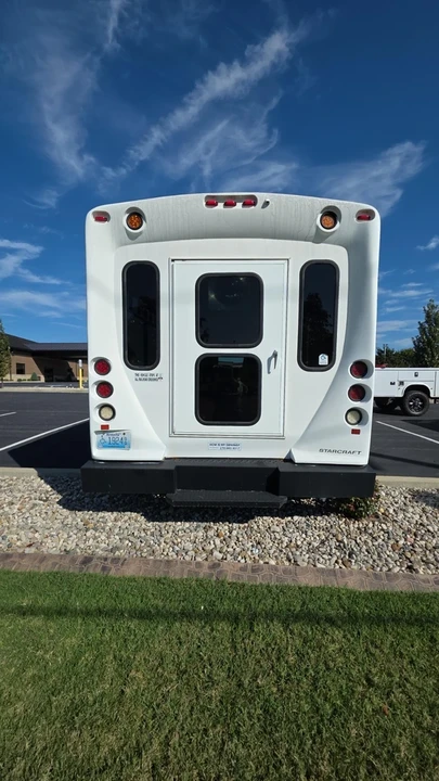 2016 Ford Econoline Van - Image 4 of 8