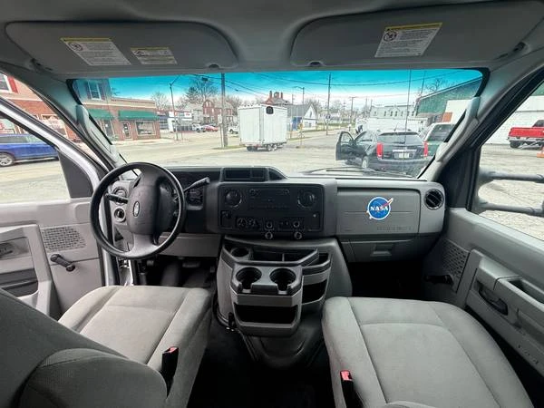 2016 Ford Econoline Van - Image 10 of 15