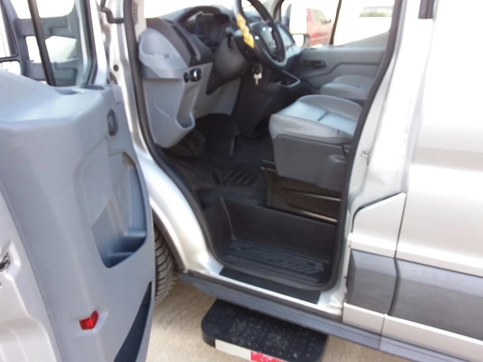2016 Ford Econoline Van - Image 13 of 21