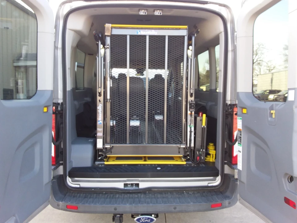 2016 Ford Econoline Van - Image 3 of 21