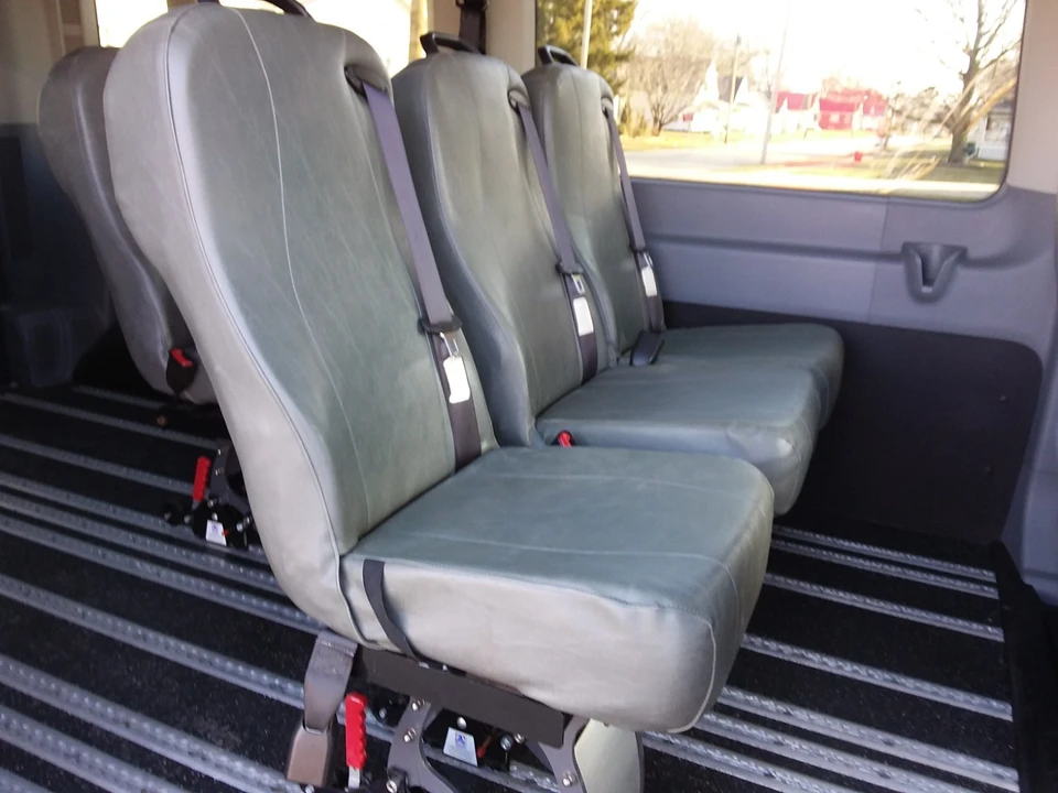 2016 Ford Econoline Van - Image 19 of 21