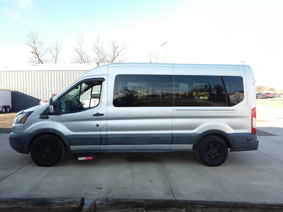 2016 Ford Econoline Van - Image 6 of 21