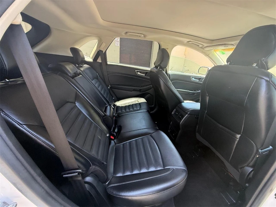 2016 Ford Edge - Image 18 of 28